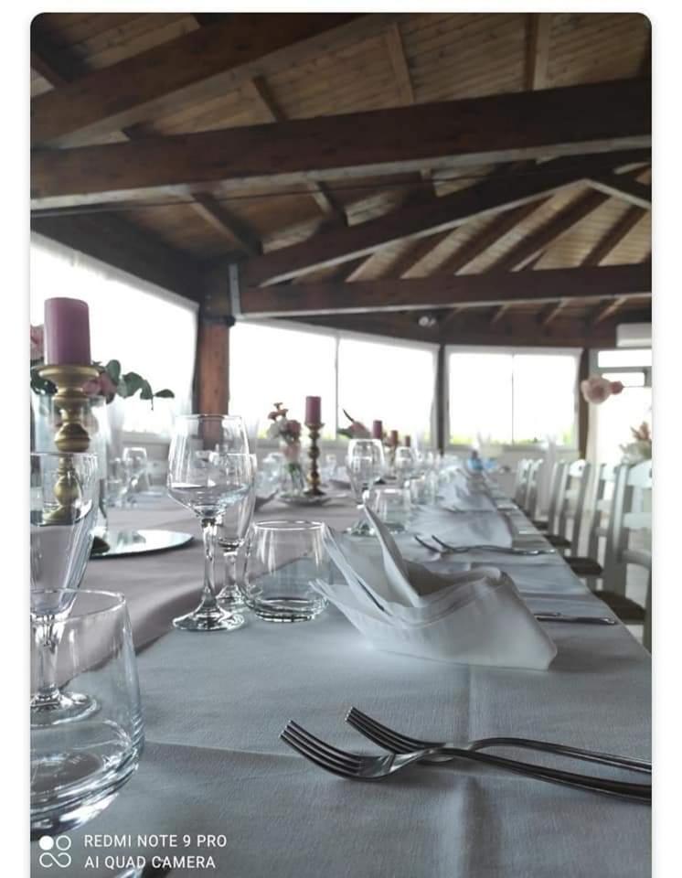 La Darsena Rooms มาร์เกริตา ดิ ซาวอยา ภายนอก รูปภาพ